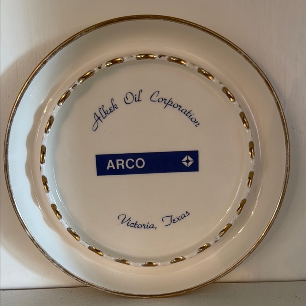 Vintage Large ARCO Executive Promotional Advertising Ashtray Gold Accents